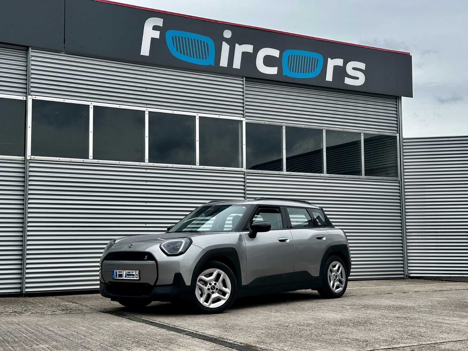 MINI Aceman SE *großer Akku+Motor* AHK Headup 95kwh imagem 2