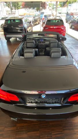 Fahrzeugabbildung BMW 320i Edition M SPORT , Hardtop , NAVI , PDC