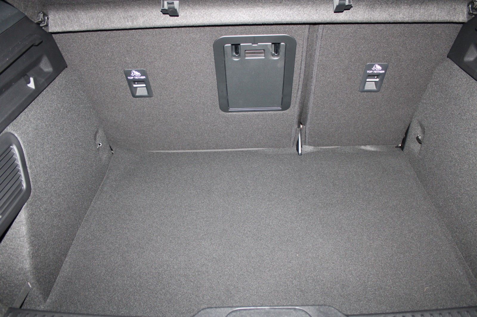 Fahrzeugabbildung Ford Focus ST X Aut. LED Panodach HUD B&O WinterPaket