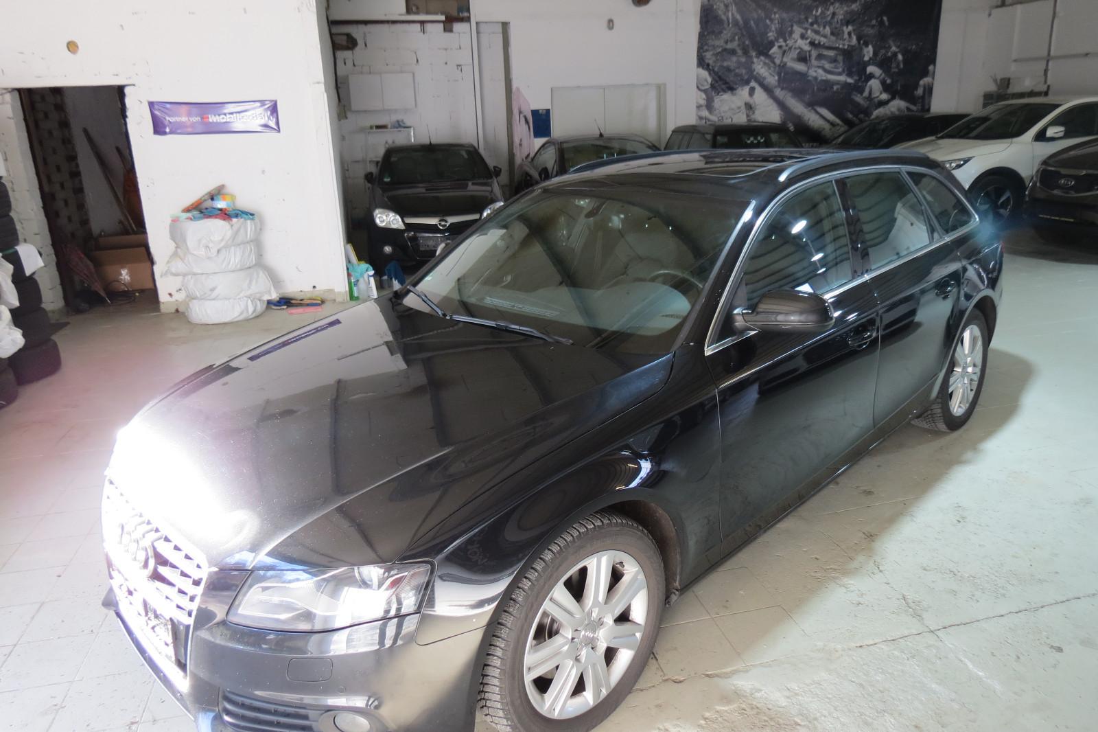 Audi A4 2011 — photo 7