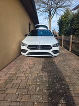 Mercedes-Benz CLA 220 Shooting Brake CLA 220 d 4MATIC DCT ... - weiße Mercedes-Benz CLA 220 Shooting Brake