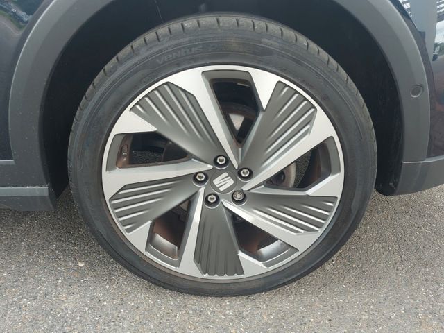 Arona FR 1.5L TSI DSG Navi LED AHK Kamera uvm.
