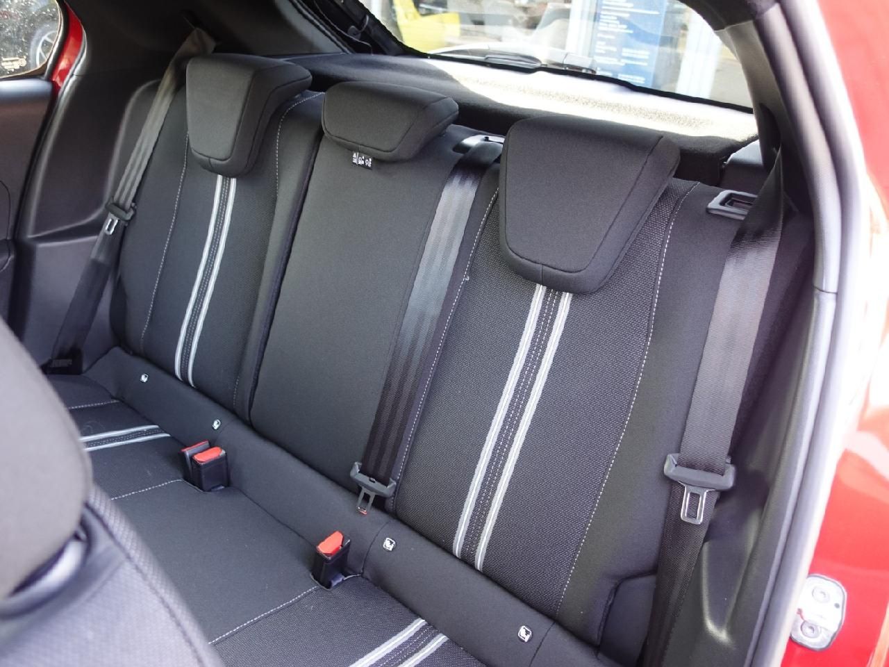 Fahrzeugabbildung Opel Corsa F 1,2 GS-Line Automatik