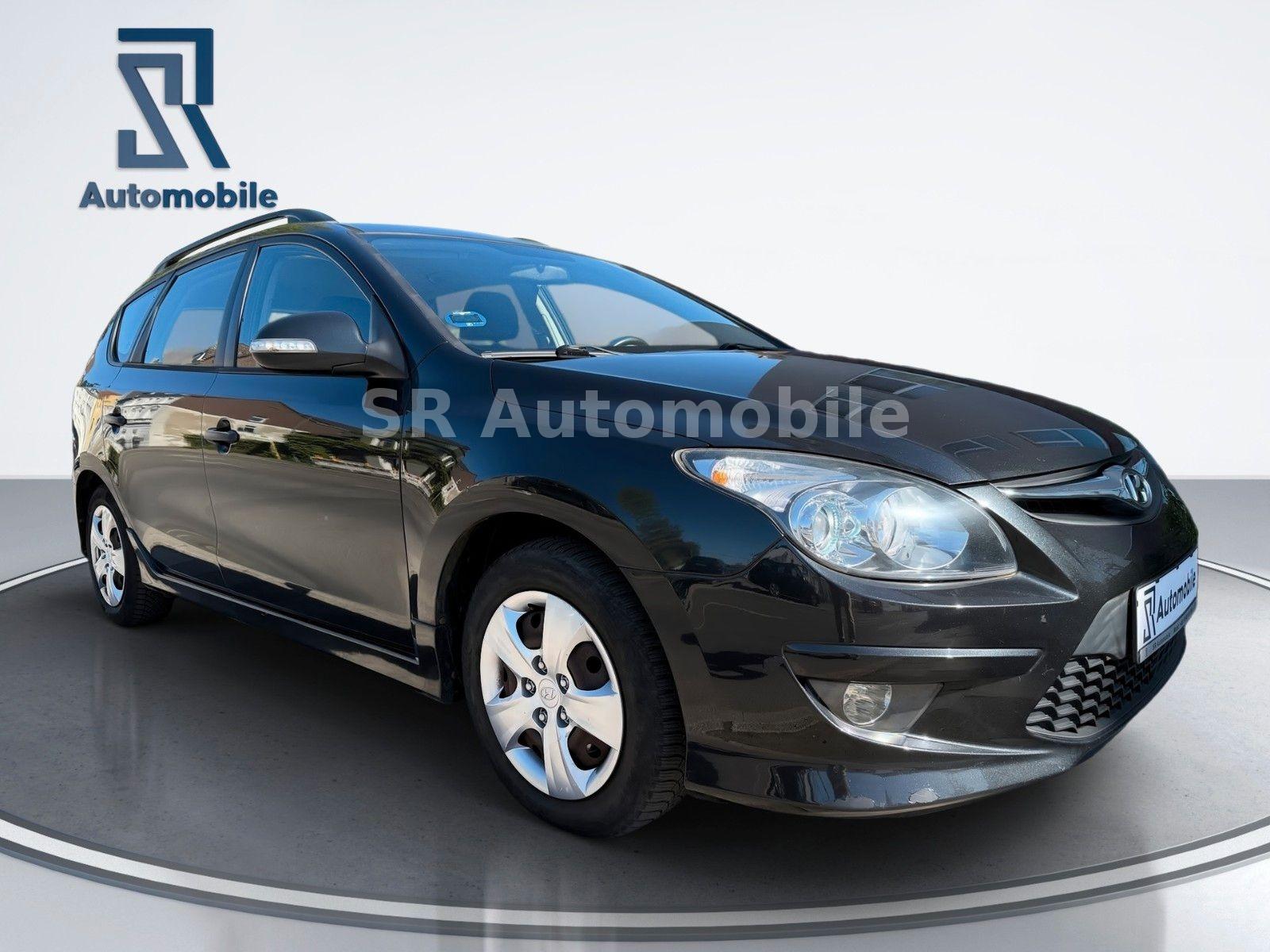 Hyundai i30 2011 — photo 7