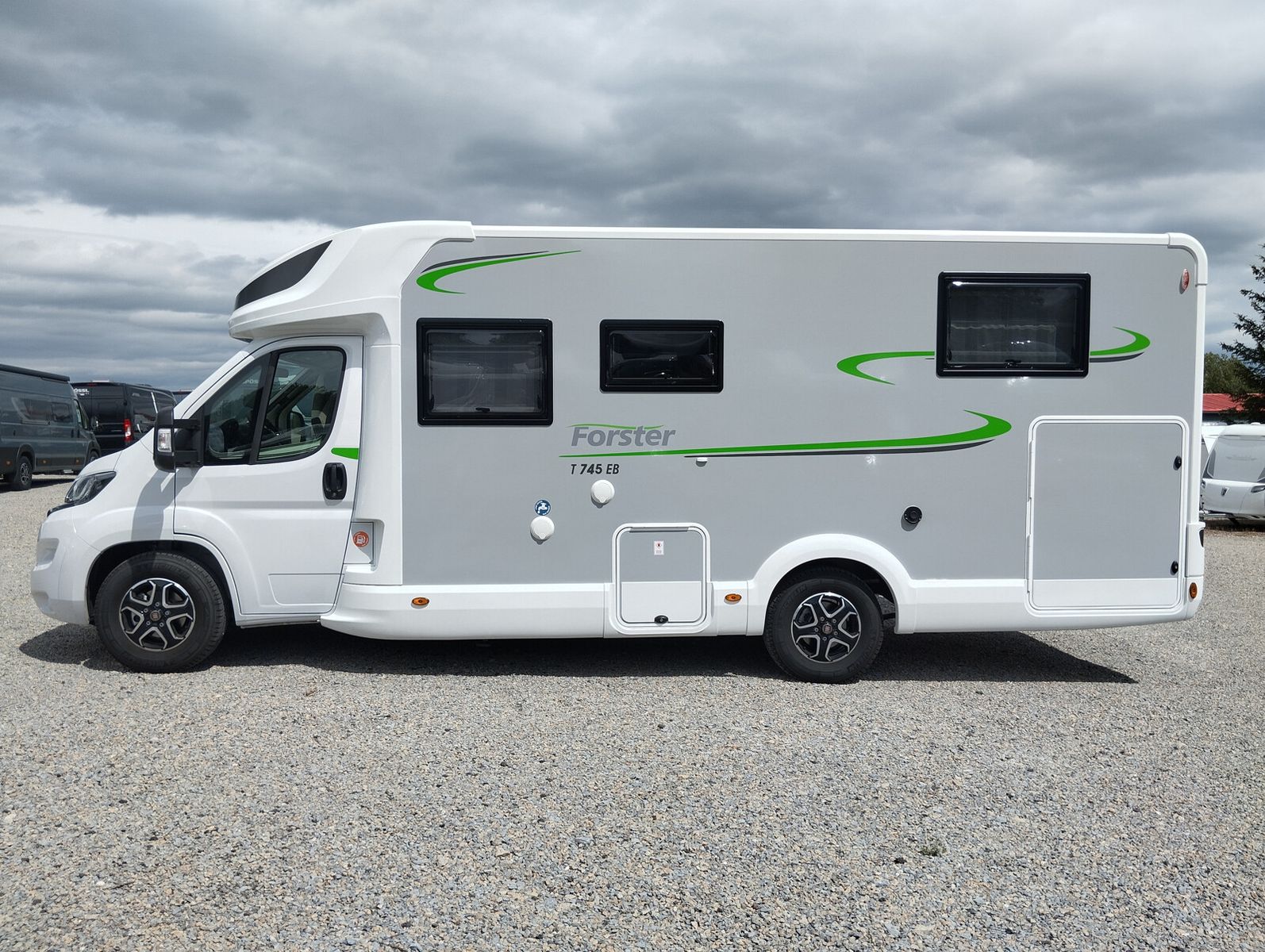 Fahrzeugabbildung Forster T FT745EB TV/Sat/Navi/Markise/Solar/Fahrradträ.