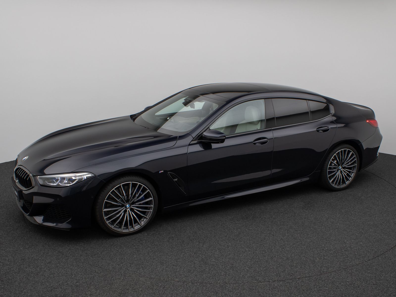 Fahrzeugabbildung BMW M850i xD GC Panorama 360° Laser HUD H/K SoftCl