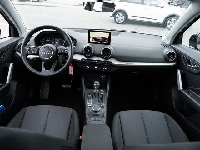 Q2 35 TFSI GJR+NAVI+SZH-VORNE