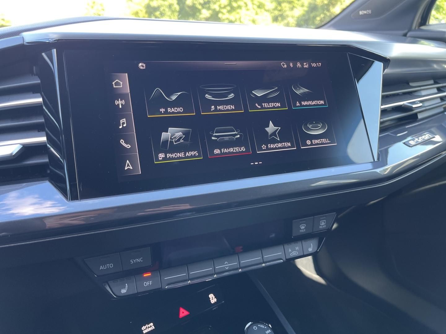Fahrzeugabbildung Audi Q4 Sportback e-tron 50 S-Line Matrix 21" Sonos