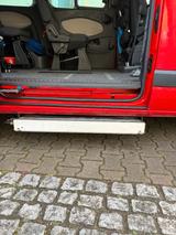 Ford Tourneo Custom mit Kasettenlift - Ford Tourneo Custom mit Diesel-Antrieb