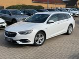 Opel Insignia 2.0 CDTi, Aut., LED, Leder, Kamera - Opel Insignia mit Diesel-Antrieb: Weiß, Kombi