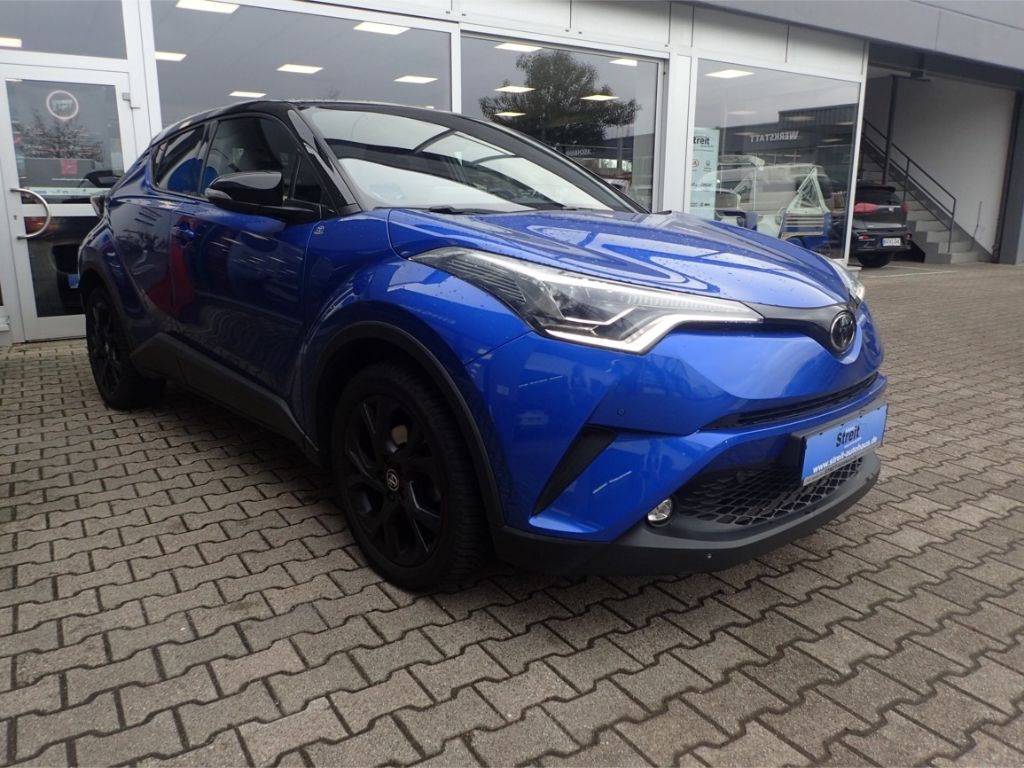 Fahrzeugabbildung Toyota C-HR 1.2T Style Selection AHK LED Allrad Totwink
