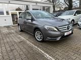 Mercedes-Benz B 180 TOTWI*KAM*NAVI*BI-XEN*LED*SHZ - Mercedes-Benz B 180 Gebrauchtwagen in Mannheim