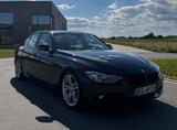 BMW 318d F30 | Xenon | Navi | SHZ | AHK