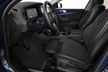 BMW 118i Aut Sport Line M-Lenkrad DriveAssist RFK