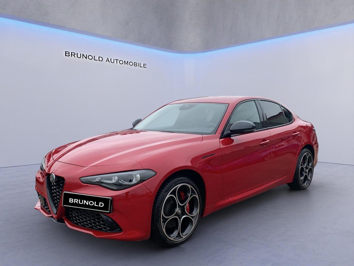 Alfa Romeo Giulia Competizione Q4 Navi Leder Digitales Cock