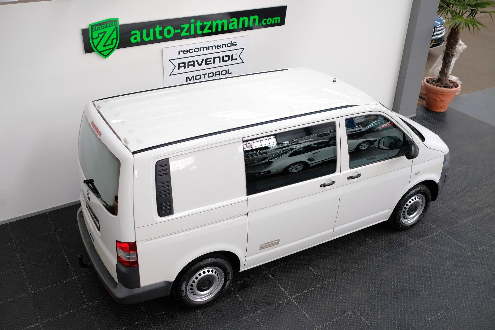 Fahrzeugabbildung Volkswagen T5 Transporter Kasten 4Motion AHK Standheizung