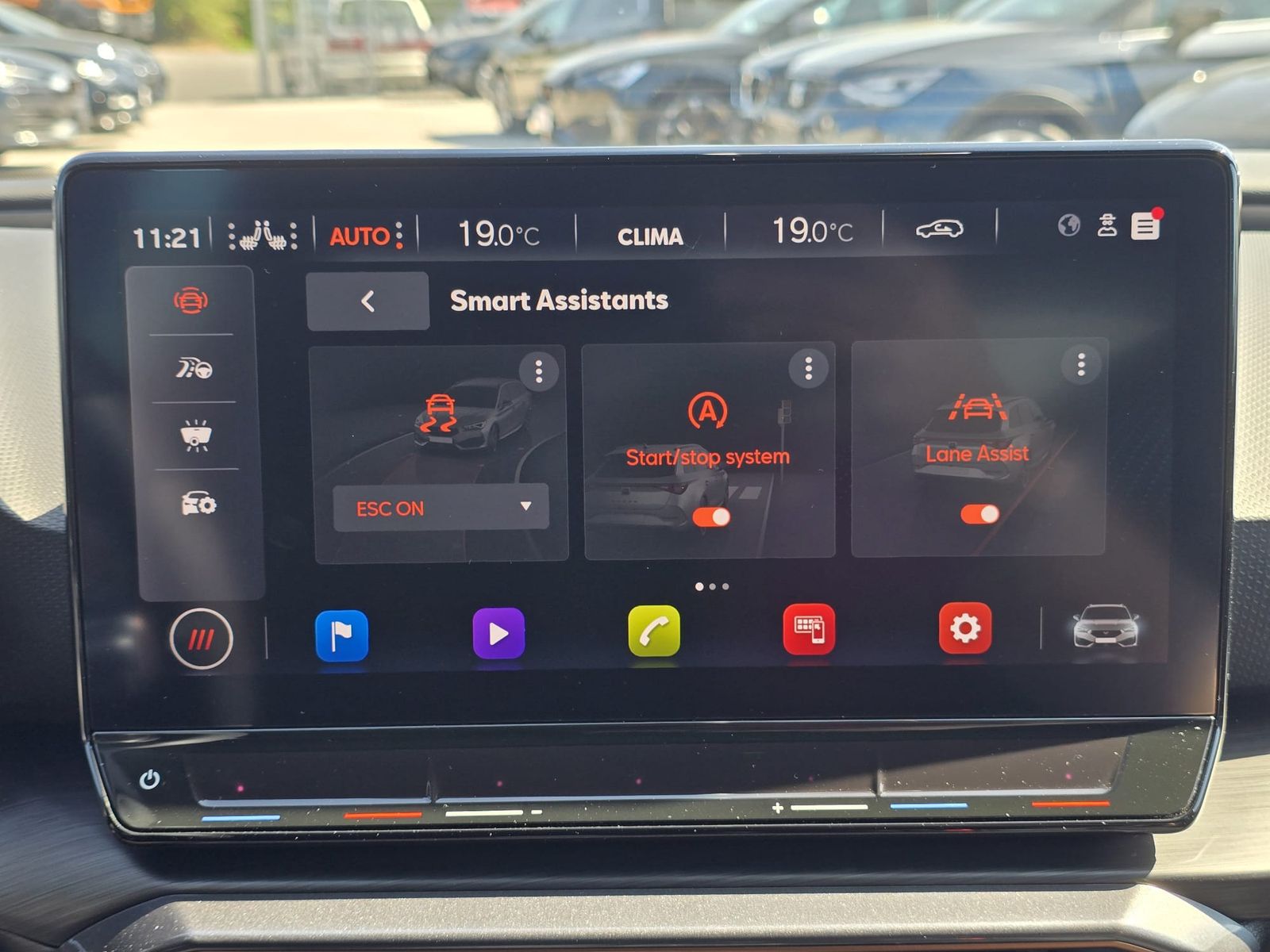 Fahrzeugabbildung CUPRA Leon 1.5 eTSI DSG MATRIX-LED*ACC*AHK*KAMERA*18"