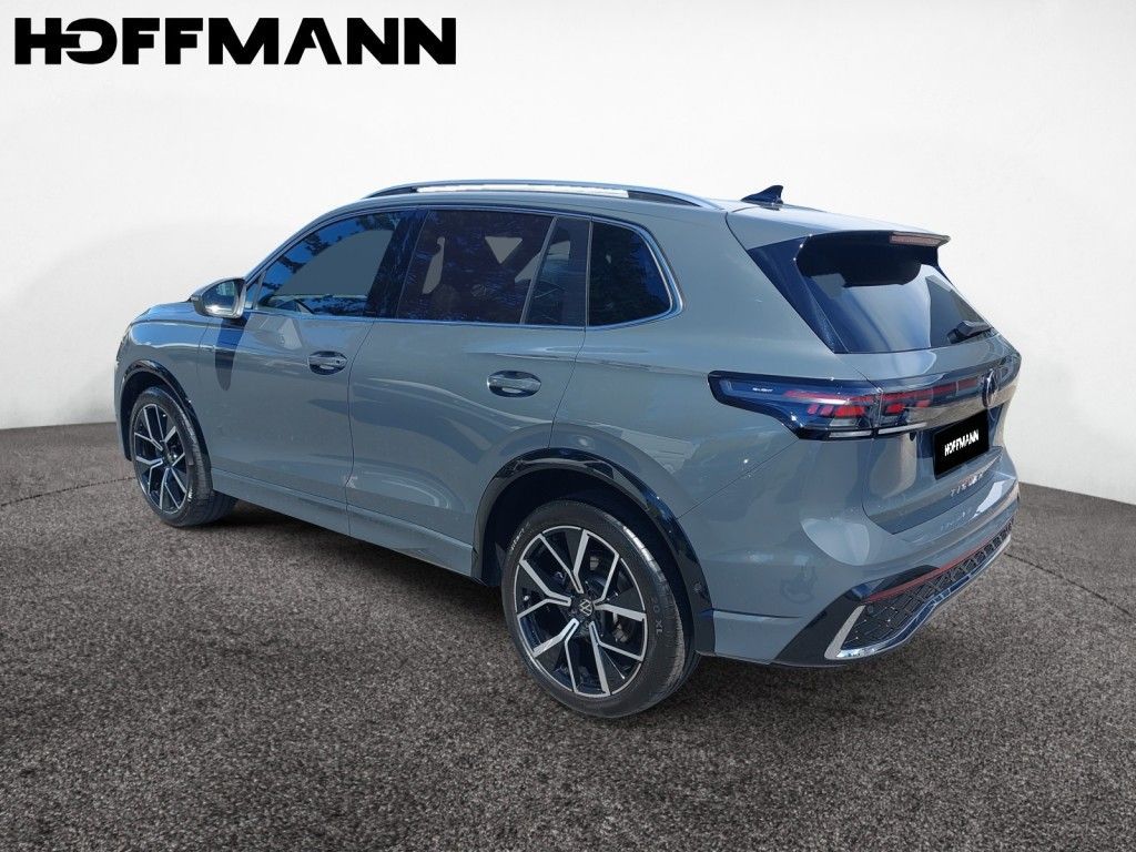 Fahrzeugabbildung Volkswagen Tiguan 2.0 TSI 4MOTION DSG R-Line Standheizung