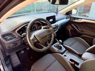 Ford Focus - 10