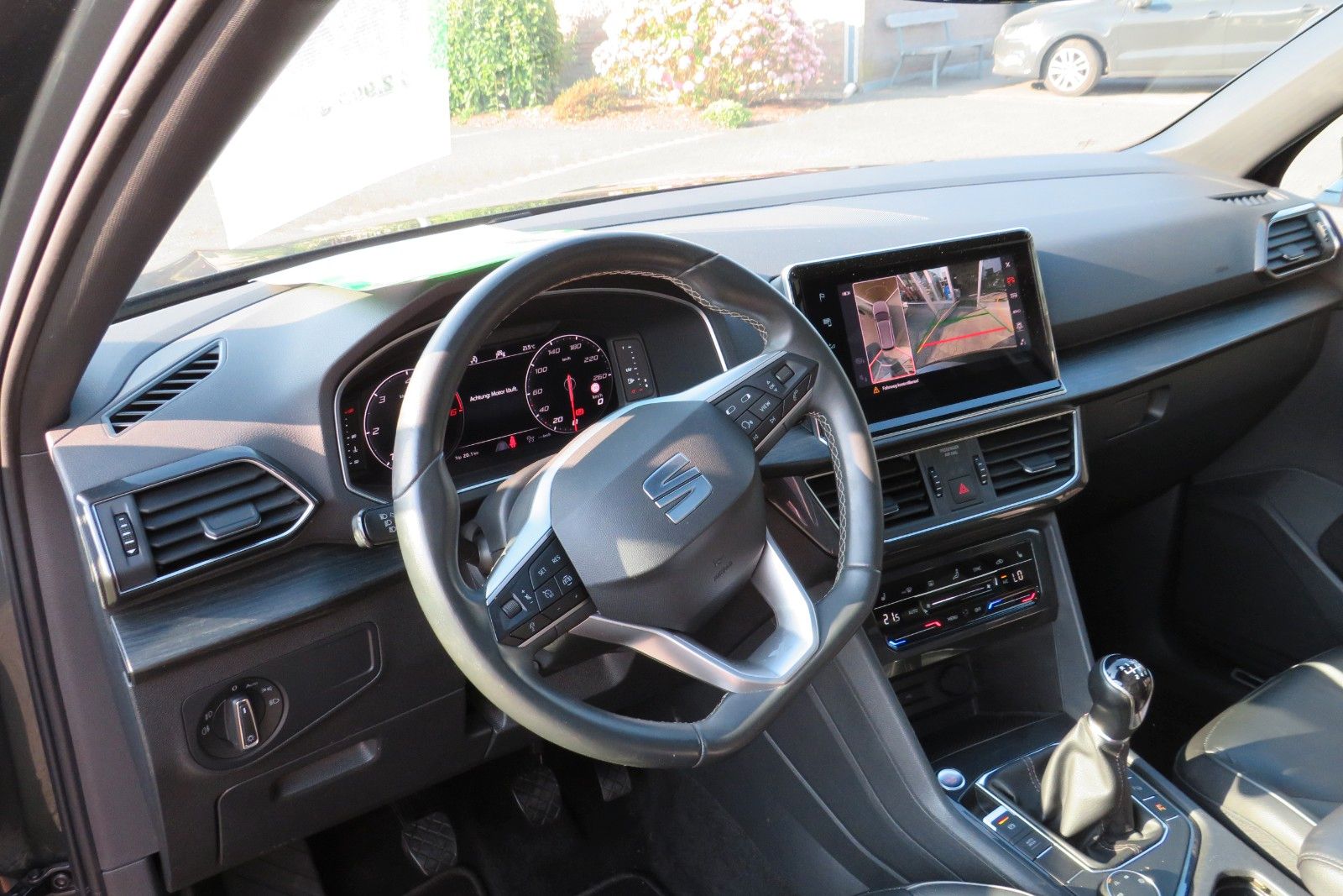 Fahrzeugabbildung SEAT Tarraco Xcellence PANO 7S ACC NAVI LEDER  LED