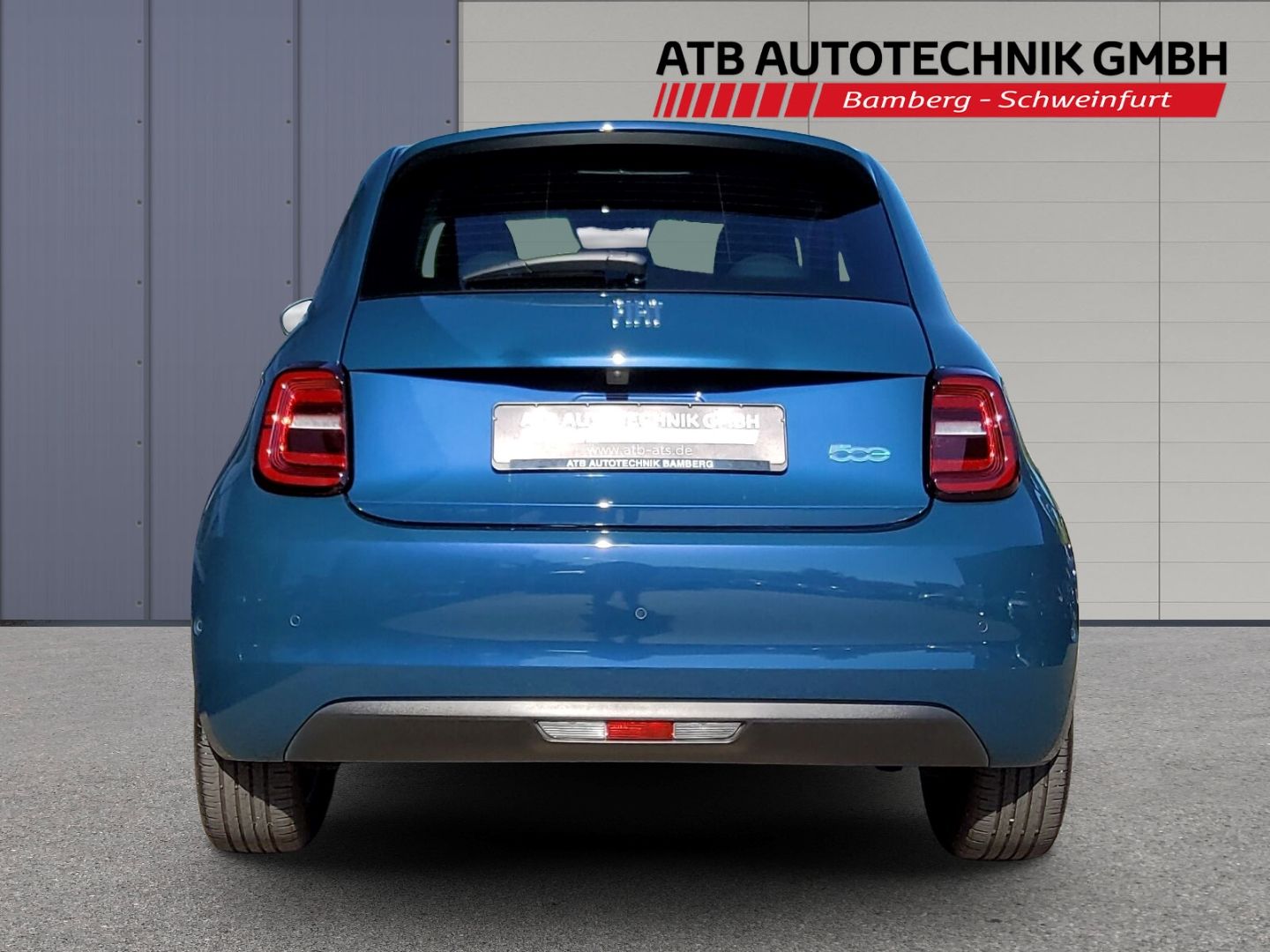 Fahrzeugabbildung Fiat 500e LED SHZ PDC DAB 360°DroneView Keyless CarPl