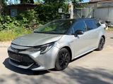 Toyota Corolla 2,0 Hybrid Lounge RF.KAMERA 1.HD HEAD-UP - Toyota Corolla: Unfallwagen