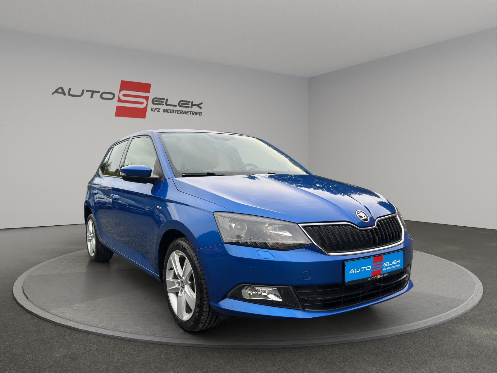 Fahrzeugabbildung SKODA Fabia Drive/ NAVI/ SITZHEIZUNG/ KLIMA