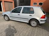 Volkswagen Verkaufe Golf 4 1.4 - Volkswagen Golf aus 1999: Golf4