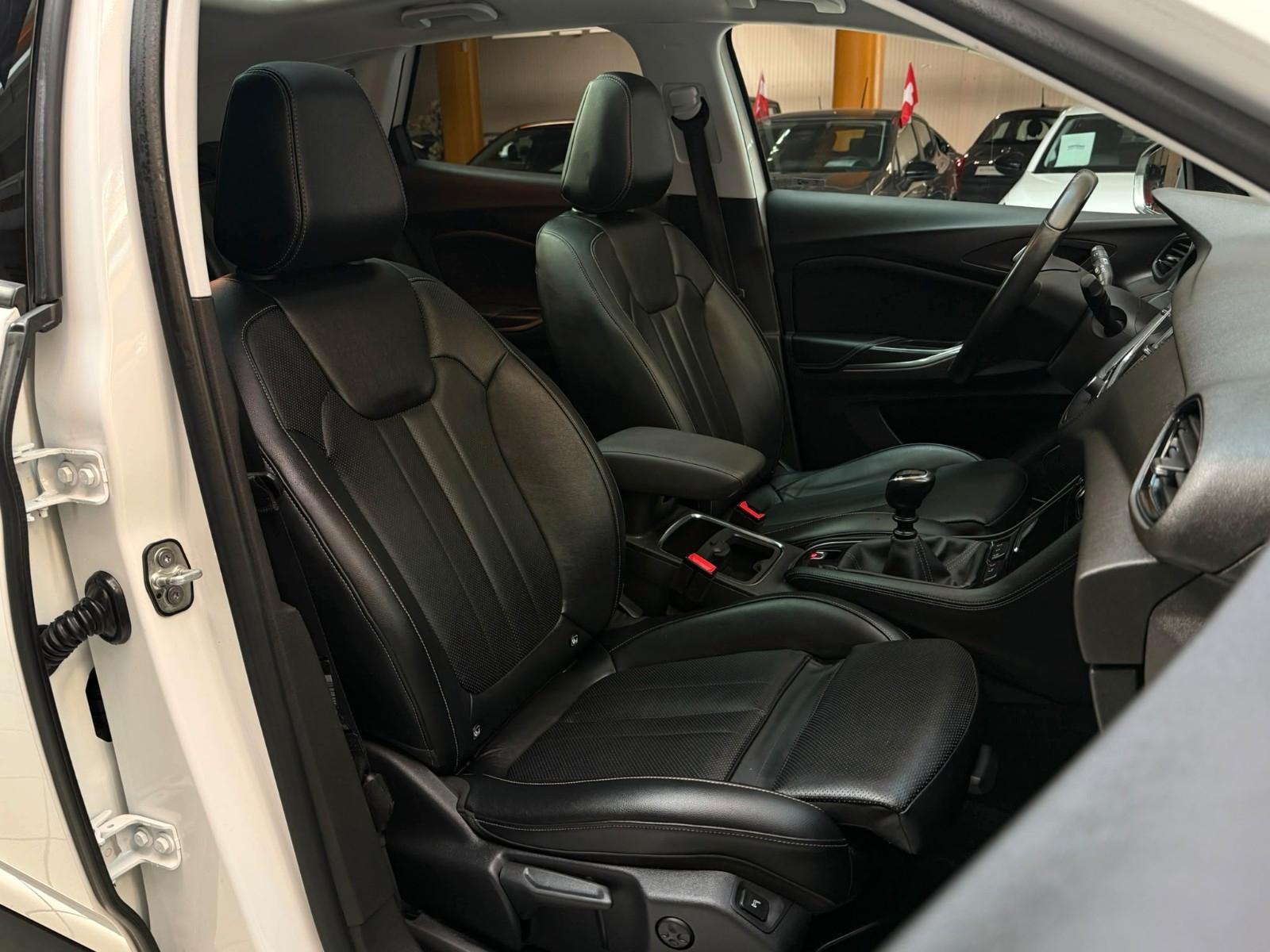 Opel Grandland (X) Innovation Panorama / 360° Kamera