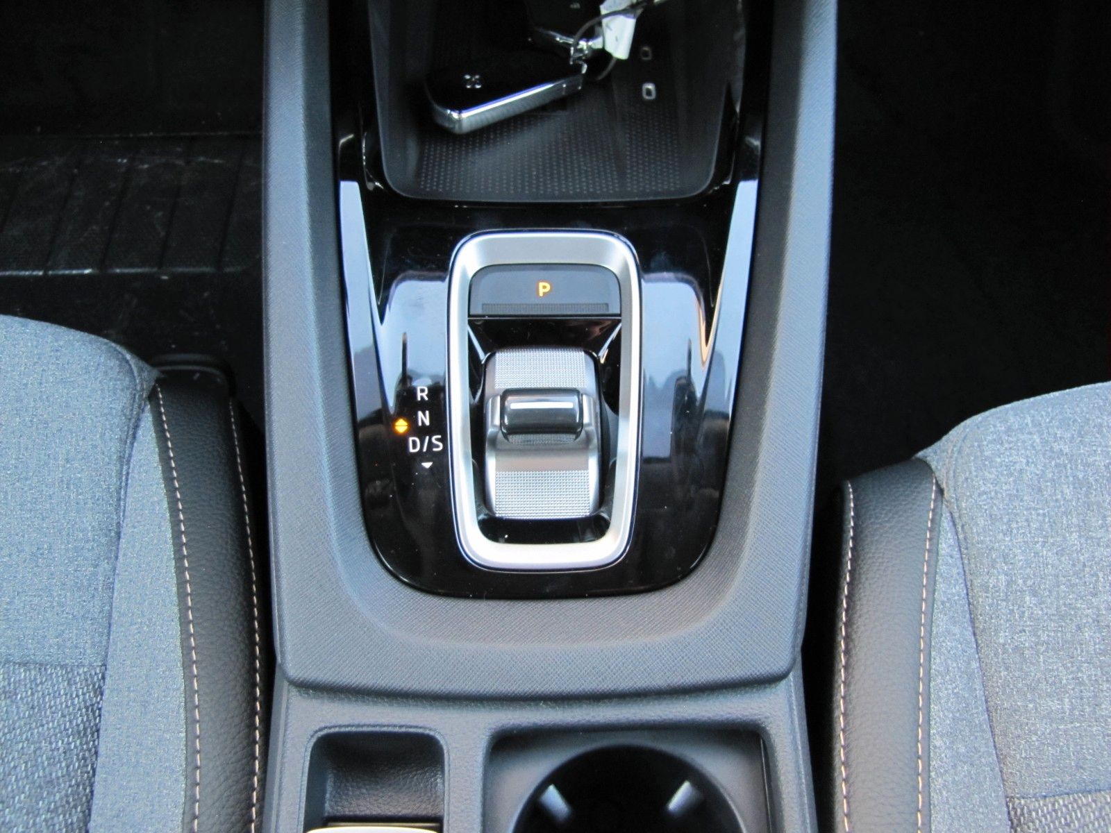 Fahrzeugabbildung SKODA Octavia Combi Tour 2.0 TDI 150PS DSG