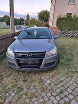 Opel Astra H Caravan 1.8 - Opel Astra aus 2004: Kombi