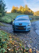 Peugeot 5008 1.6 Platinum 155 THP Platinum - Peugeot 5008 mit Benzin-Antrieb: Kleinbus, 1.6