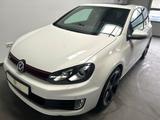 Volkswagen Golf VI GTI PDC vorne + hinten NAVI - Volkswagen Golf aus 2011: GTI