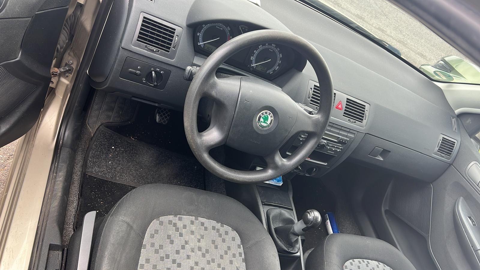 Skoda Fabia 2006 — photo 6