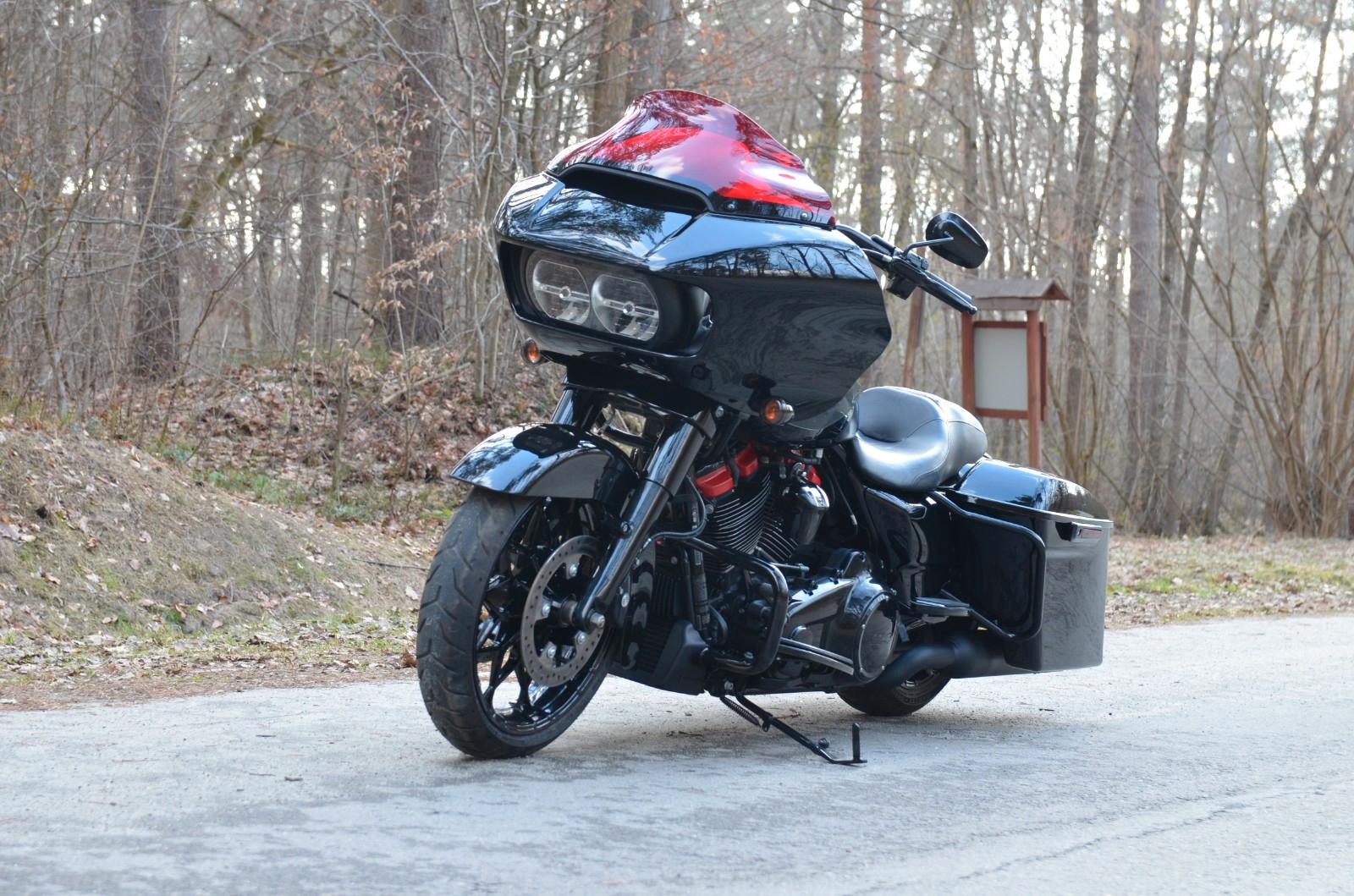 Harley-Davidson FLTRXS Road Glide Special M8 114 CVO