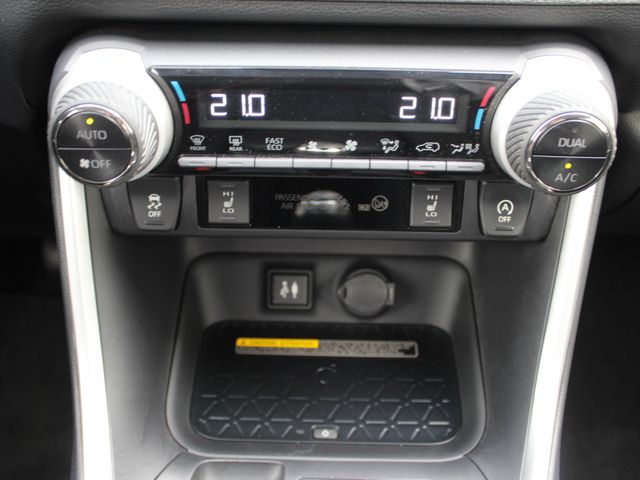 RAV4 4x2 Club Technik-P.*Navi*AHK