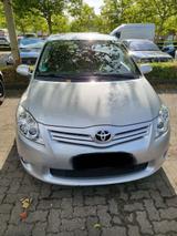 Toyota Auris bj.2010 Kleinwagen,erstwagen,... - Toyota Auris in Leipzig