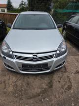 Opel Astra 1.6 Ecotec Edition 85kW - Opel Astra: Ecotec