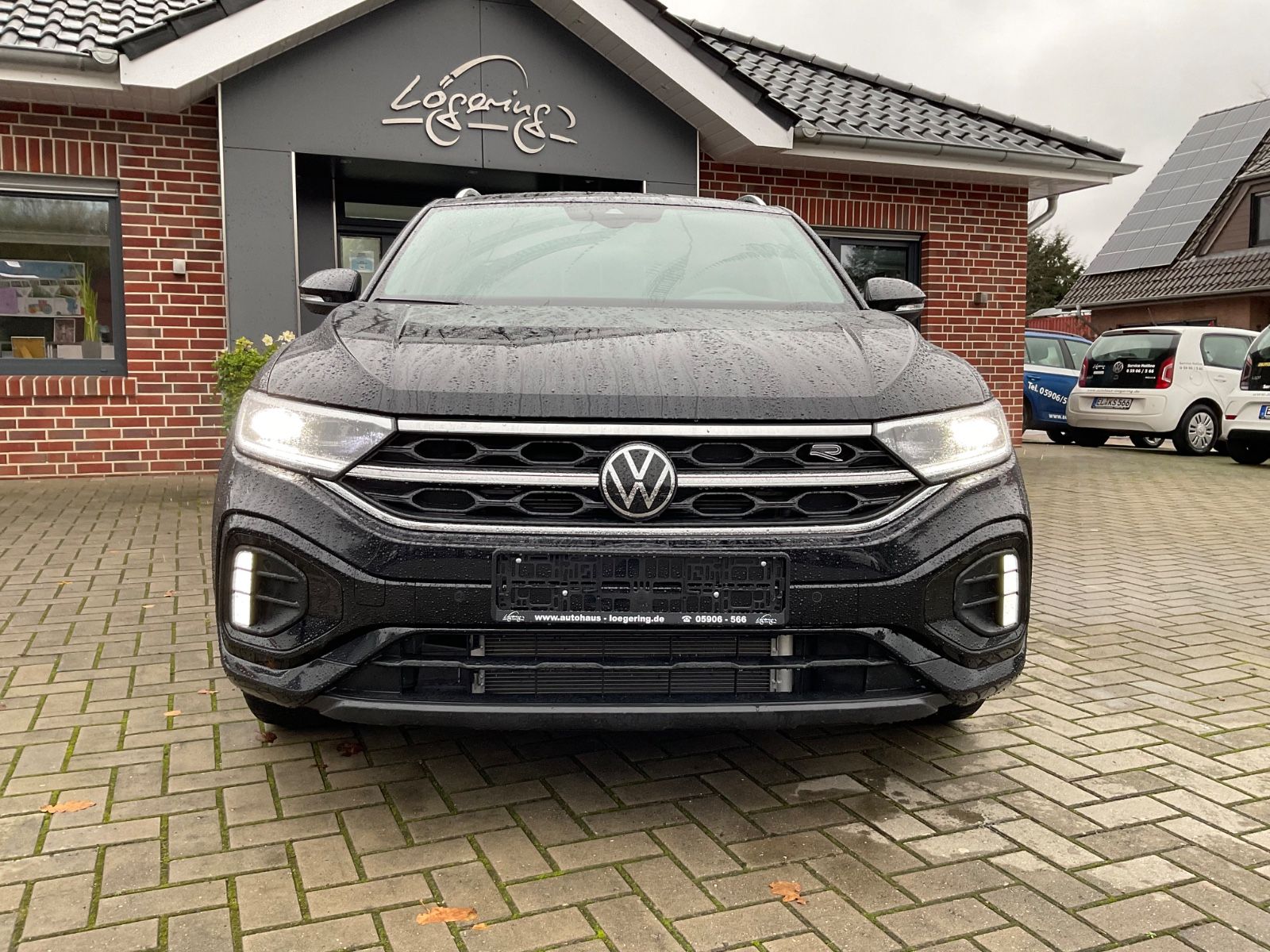 Fahrzeugabbildung Volkswagen T-Roc 1.5 TSI DSG R Line,AHK,ACC,Kamera,Navi