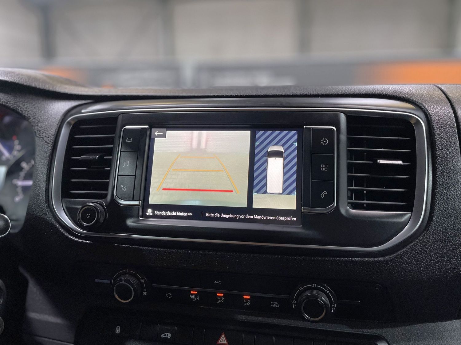 Fahrzeugabbildung Opel Vivaro Edition L(L3) Sortimo#Kamera#Klima#Totwin