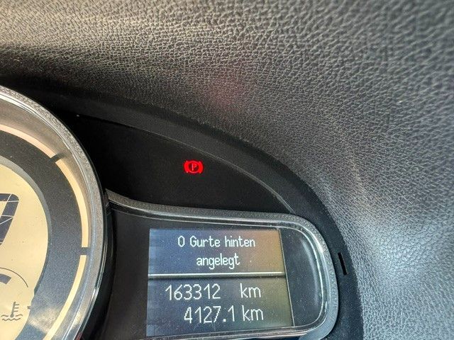 Fahrzeugabbildung Renault Megane III Grandtour BOSE Edition