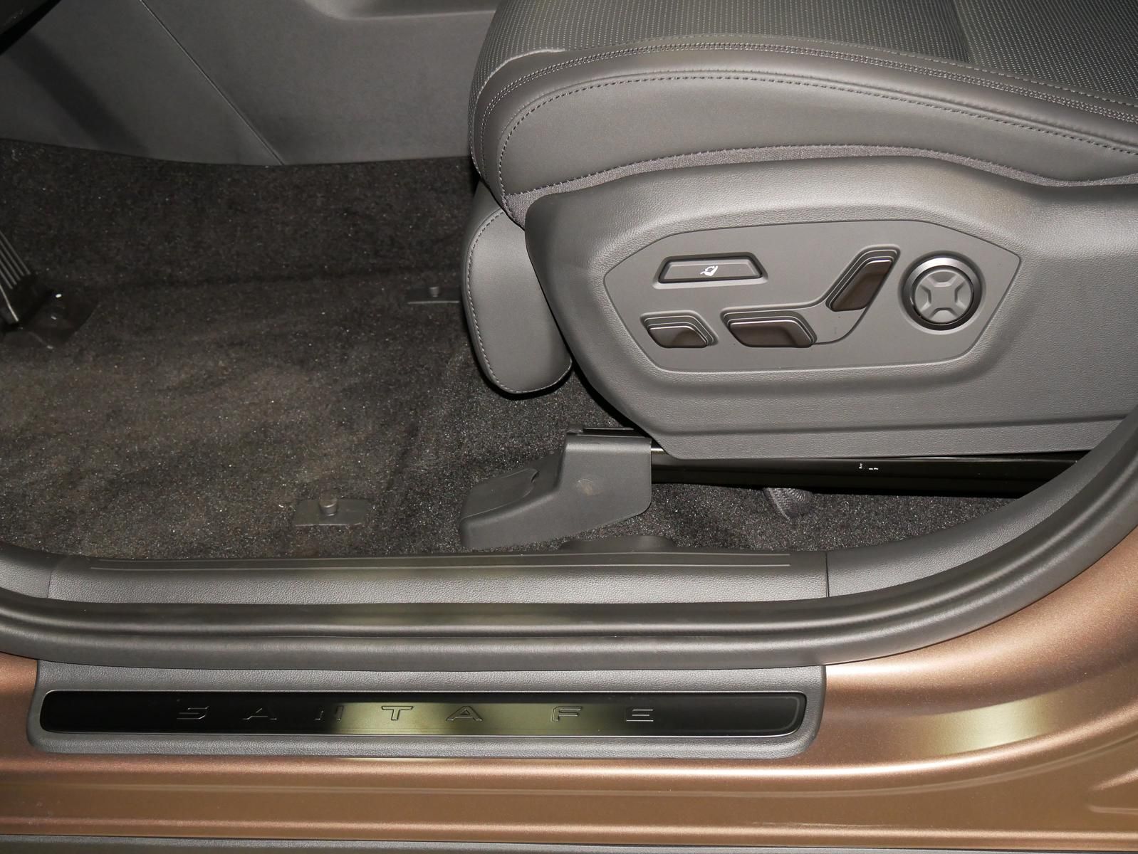 Hyundai SANTA FE - Bild 16