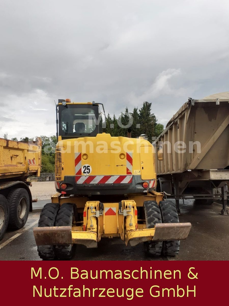 Fahrzeugabbildung Komatsu PW 118-8 / AC / SW / Hammerleitung / VSA /ZSA/