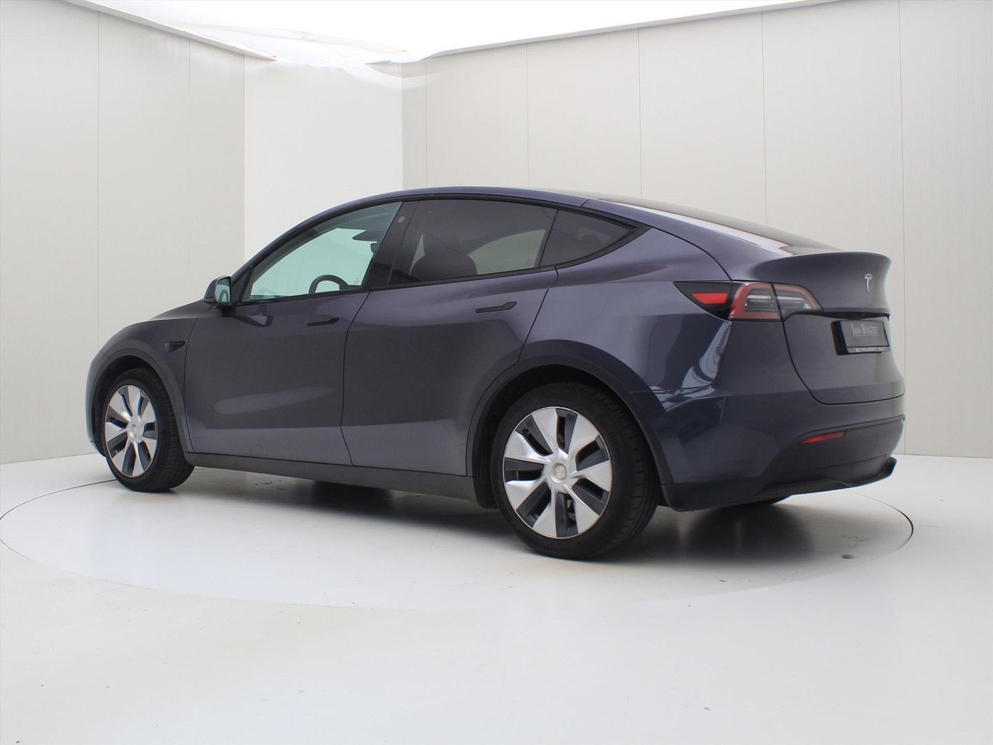 Tesla Model Y Standard RWD Plus 351pk AMD RYZEN [ LFP imagem 3