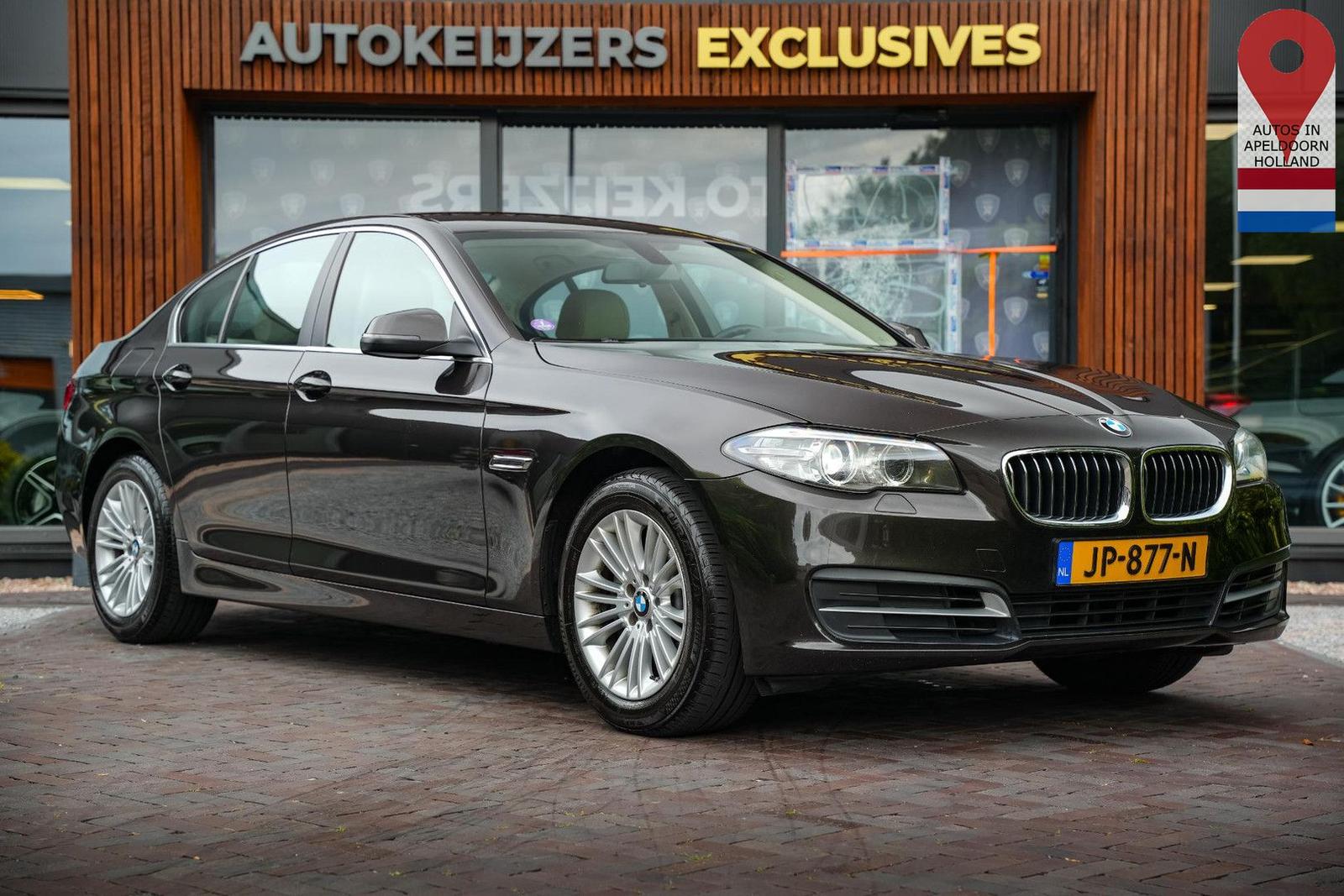BMW 520 5-serie 520i Business leder navi PDC Stoelve