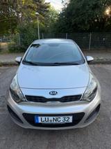 Kia Rio 1.2 Dream-Team Dream-Team - Kia Rio in Mannheim