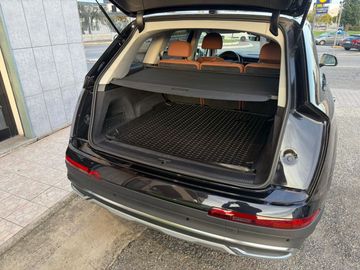 Audi Q7 - 11