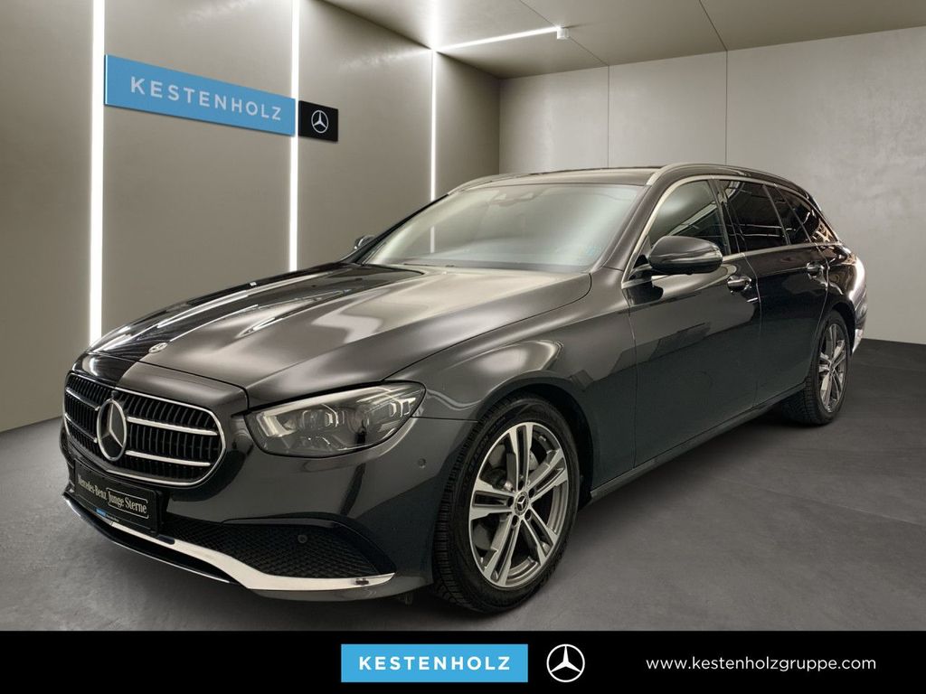Image of Mercedes-Benz E 220