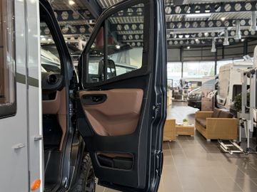 HYMER  ERIBA  HYMERCAR ML-T 580 FROZENLAMBOVERDEHANMACARBONALCANTARA