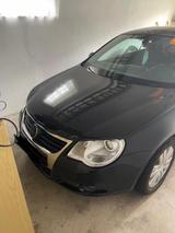 Volkswagen Eos 1.6 FSI Standard - Volkswagen Eos Standard mit Benzin-Antrieb